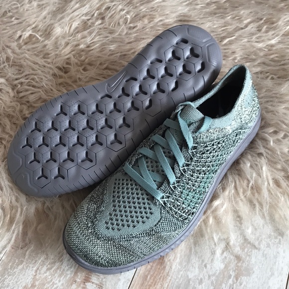 NWT Nike ID Custom Free RN Flyknit - Picture 5 of 7